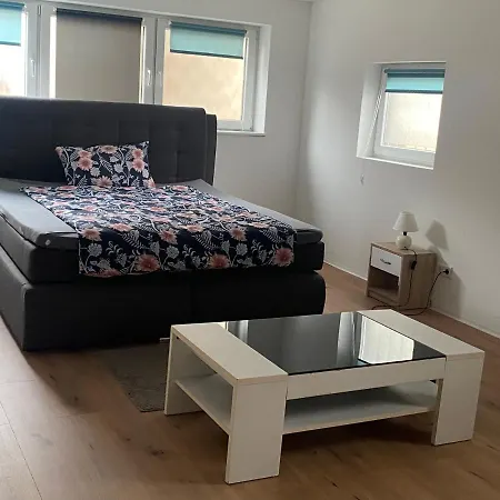 Residenz Am Rhein Privatunterkunft Biebesheim am Rhein