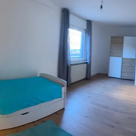 Privatunterkunft Residenz Am Rhein *